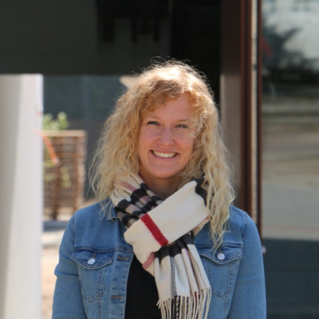 Jennifer Straßburg – Berufliches Profil